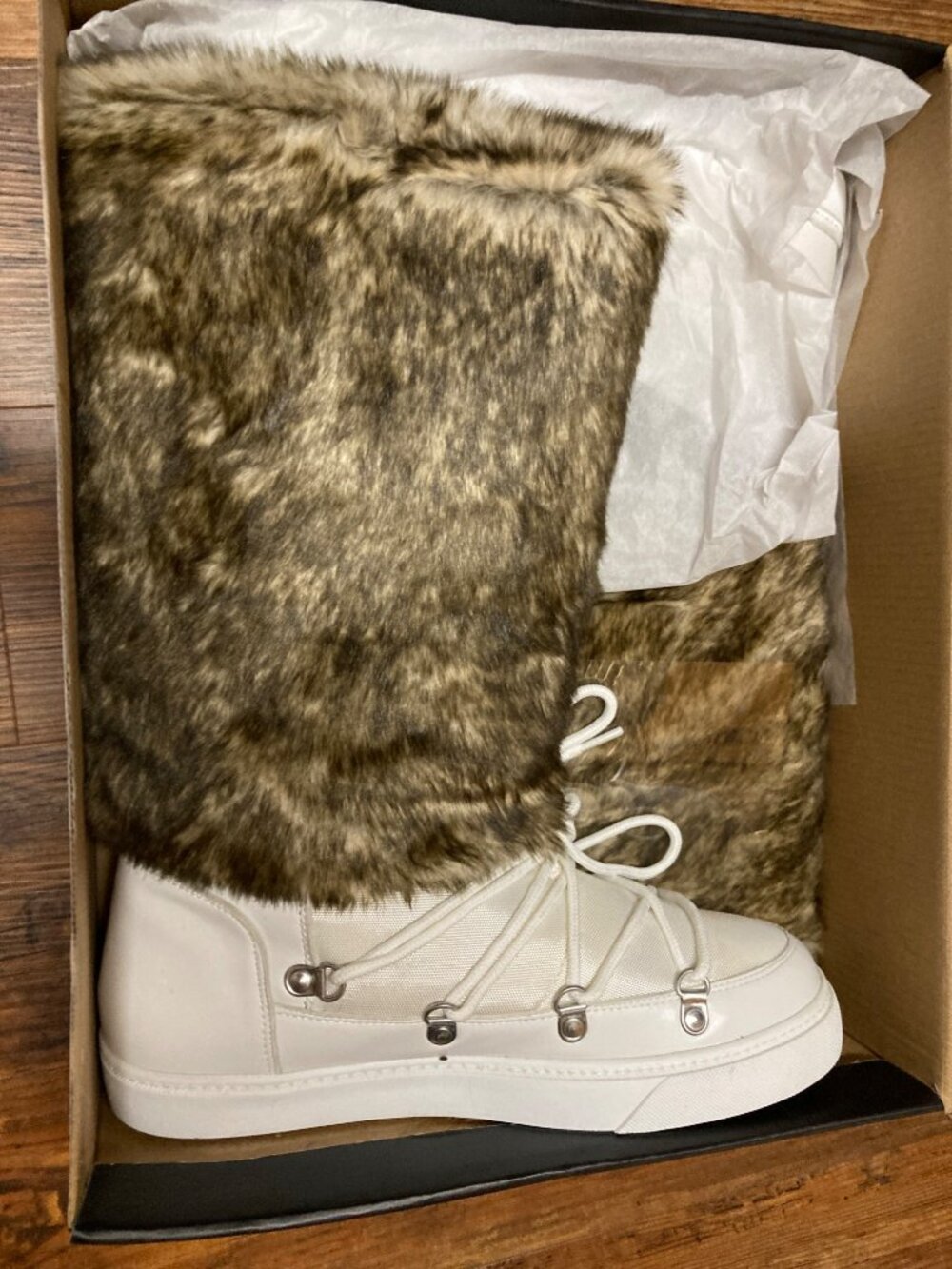INC International Concepts Women White Winter Boot 8M US New In Box - Picture 6 of 9